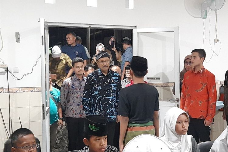 Mensos: Tak Hanya Siswa, Ada Juga Guru yang Mundur dari Sekolah Rakyat